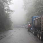 Sur la route des caraibes... Bloqués 2h en raison d'une chute de pierres